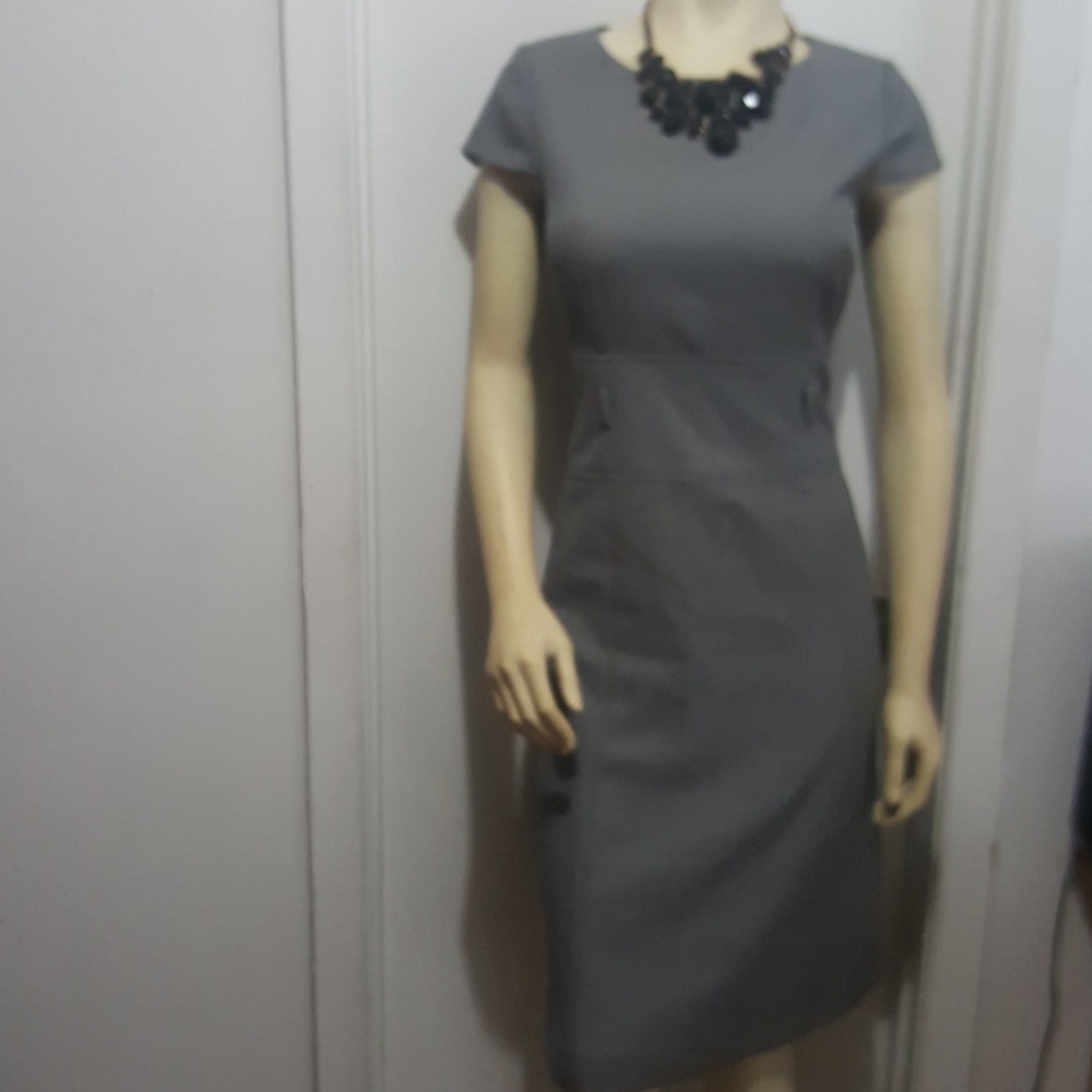 TAHARI DRESS - Picture 2 of 6